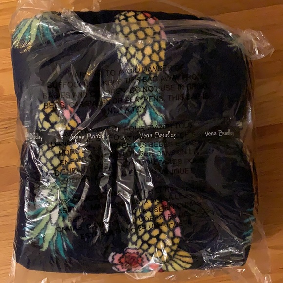 Vera Bradley blanket - Picture 2 of 2